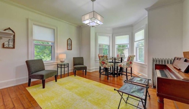 Cozy 3BR Home w/Yard & Patio 5 min to Tanglewood