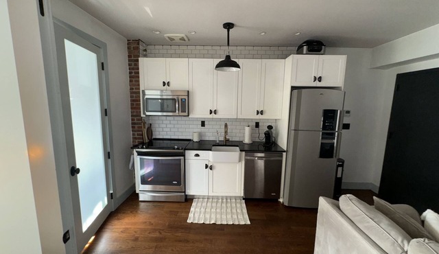 Cozy Brooklyn retreat beautiful three bedroom