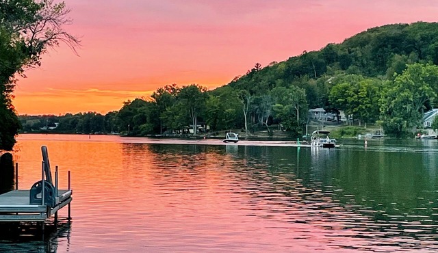 Cozy Cottage on the Trent in Quinte West