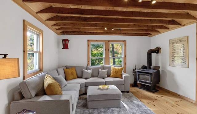 Cozy Family Cottage in Peaceful New Marlborough