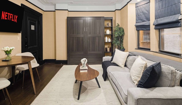 Cozy NY Apartment Steps from Time Sqaure!