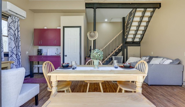 Cozy Rural Guest House: Close to Wedding Venues