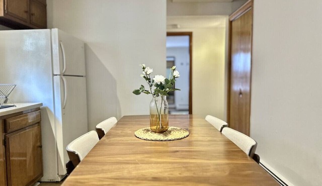 Cozy Stay by Little Italy & Wooster Street