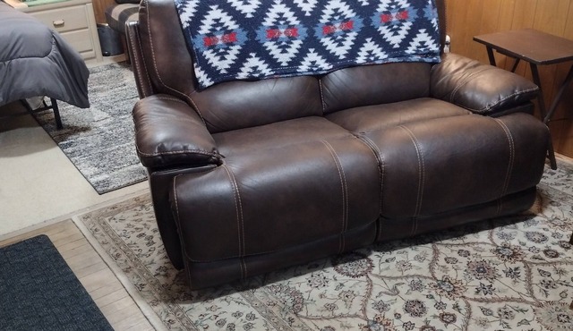 Cozy Studio with WiFi and AC in Rensselaer Close to Downtown Albany