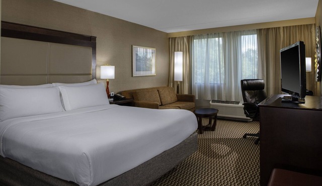 Crowne Plaza Boston - Woburn by IHG