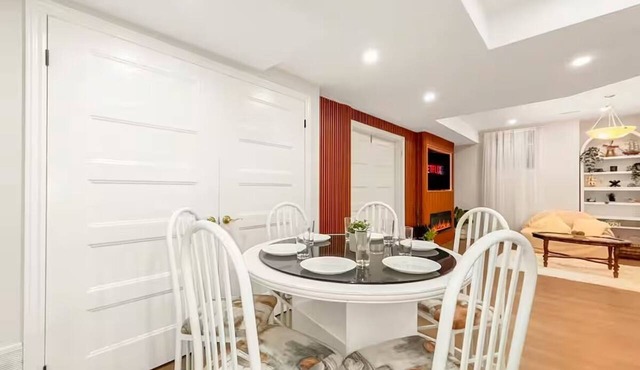 Designer 4BR Basement Suite – Oakville