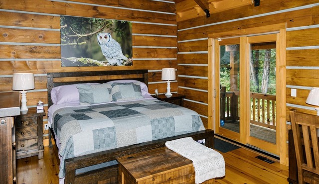 Discover the Creekside Escape: Your Private Retreat in Nature's Embrace in Wilberforce