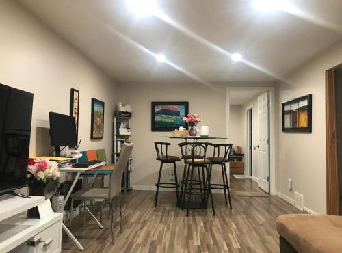 Dolly's Deluxe Suite in Fort Saskatchewan