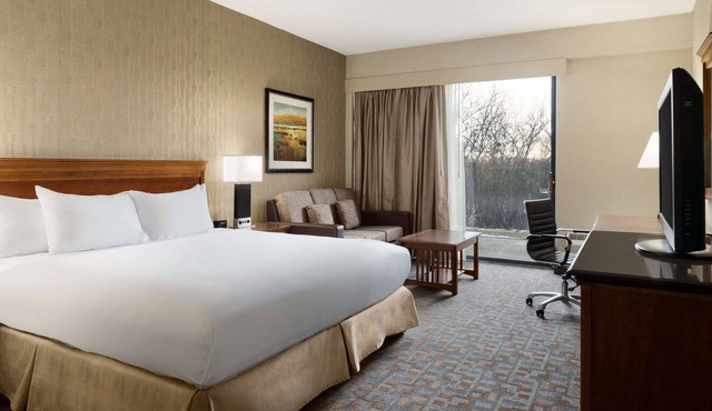 Doubletree by Hilton Somerset Hotel and Conference Center