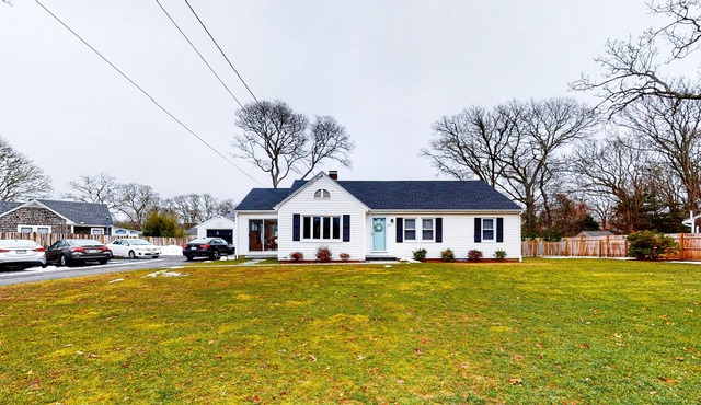 Downtown & beach home w/WiFi, W/D, home office + dog-friendly yard & firepit