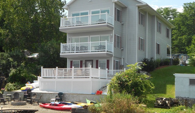 Dreaming a View - Tranquil Retreat on Seneca Lake - Sleeps 12