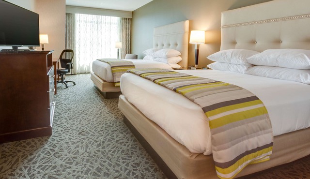 Drury Inn & Suites Pittsburgh Airport Settlers Ridge