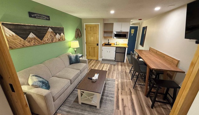 Eastern Inn Evergreen Suite