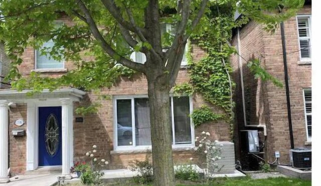 Elegant, large 2 bedroom main floor apartment