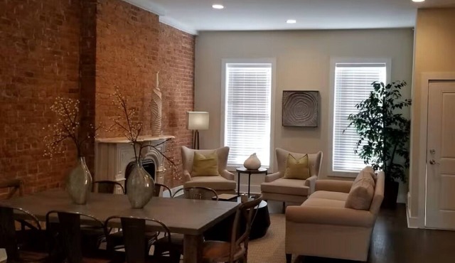 Elegant Town home, Newark/Ironbound