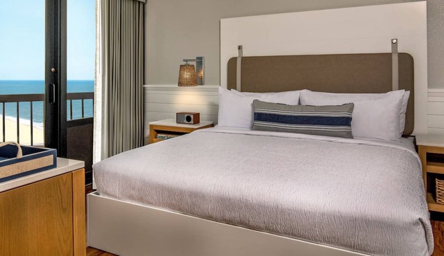 Enjoy Relaxing Sunset on this Ocean View Suite | Steps from the Beach
