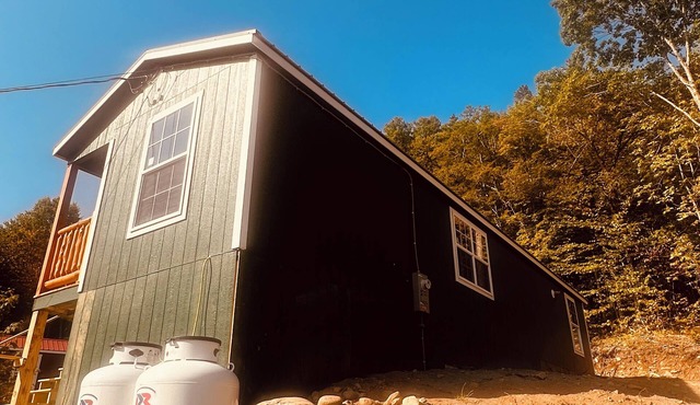 Enjoyable Green cabin at Carrabassett Valley town line and Kingfield