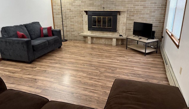 Entire 4-bedroom, 2-bath house, 2,000 sf, 10-minute walk to direct NYC train