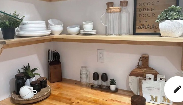 "Escape the City Bustle: Tranquil Cabin Retreat Just Outside NYC"