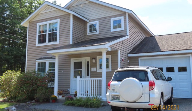 Fabulous 3-bedroom townhome in wooded area and near many shops and services