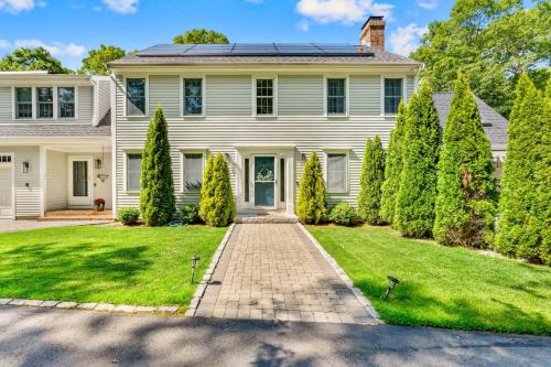 Family Escape Luxury Retreat with Heated Pool&Firepit
