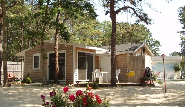 Family Friendly Rental w/ heated pool, 1 mile to Ocean, 2BR w Kitchen/Grill