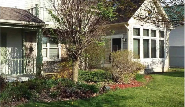 Family & Friends Lakefront Retreat on Isle La Motte’s West Shore