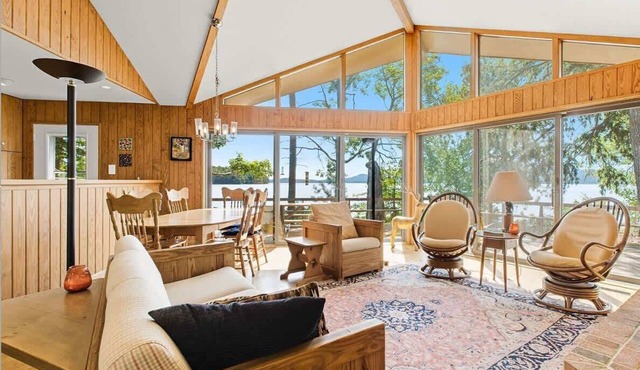 Family Retreat on Lake Winnipesaukee