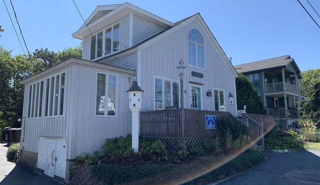 Family Ties - Saco Bay Rentals