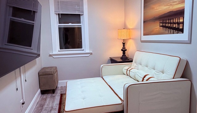 Fantastic 3-bedroom house with AC in charming Camden