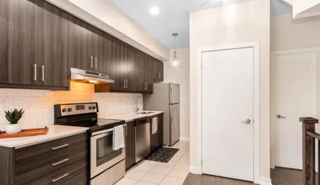 Female Only | Skylight Room | Shared Bath