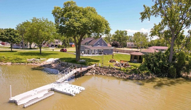 Five bedroom in United States of America, Sandusky