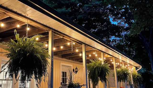 Forest’s Edge Elora | Private Yard, Fire Pit, Near Downtown