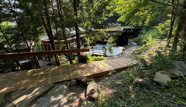 Friendly Fires: The Perfect Lakeside Getaway