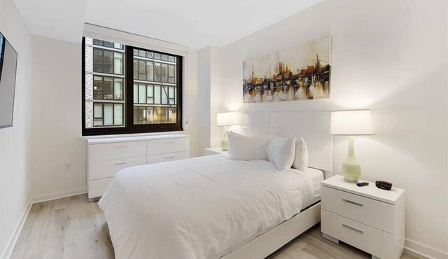 Gated 2BR in the Heart of NoMa | Rooftop, Grill & Deck