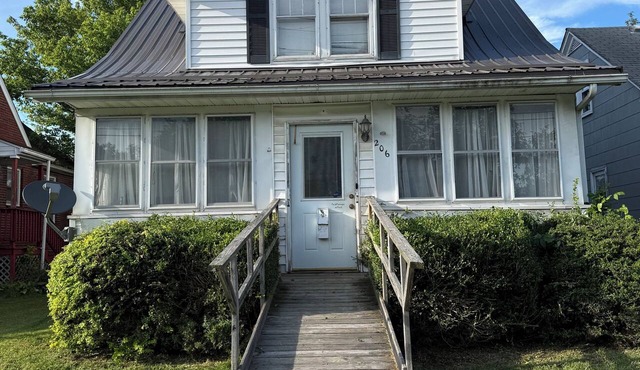 Gorgeous 2-bedroom house in charming Elkins