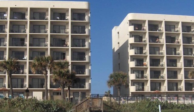 Gorgeous Oceanview Condo in Ormond Beach