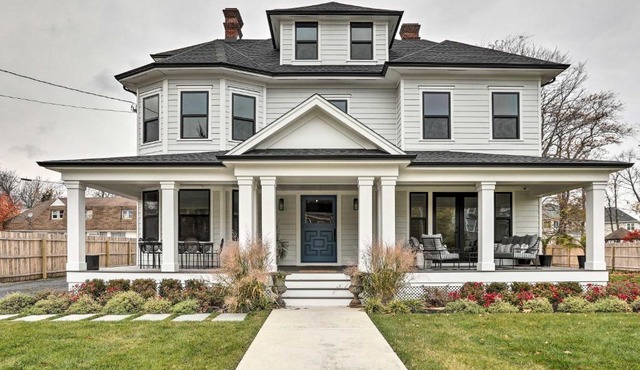 Grand Long Branch Home: 1 Block to Beach!