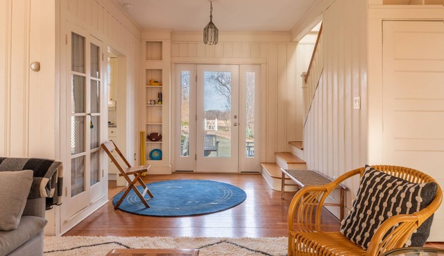 Greenport, North Fork, Beach, Designer Chic, Vineyard Views, Hamptons luxury