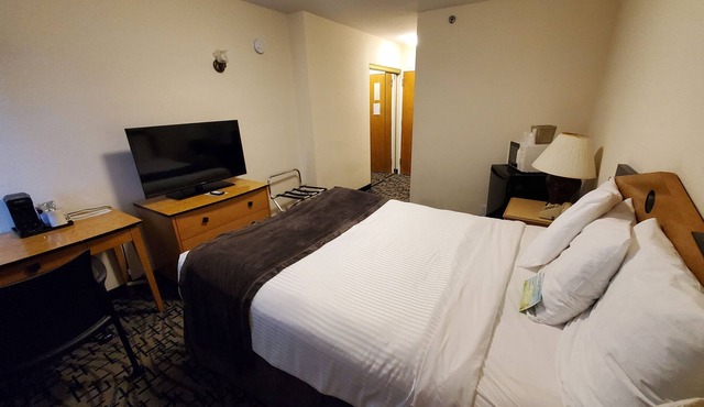 Groton Inn and Suites
