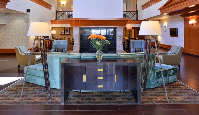 Hampton Inn & Suites By Hilton Calgary- University Northwest in Calgary