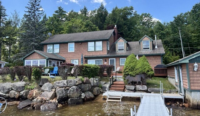 Happy Hours on Lake Winnisquam