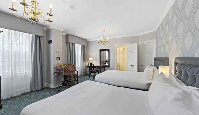 Hawthorne Hotel in Salem