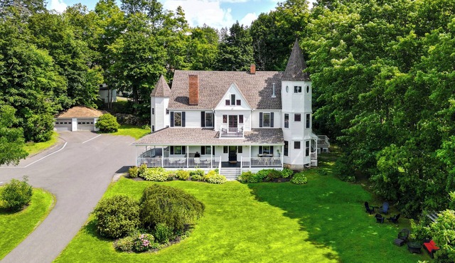 Hideaway Inn Lenox