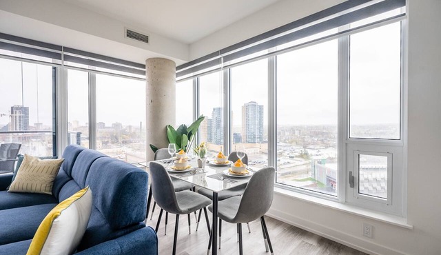 High Rise 1BR Condo w Balcony Beautiful Views