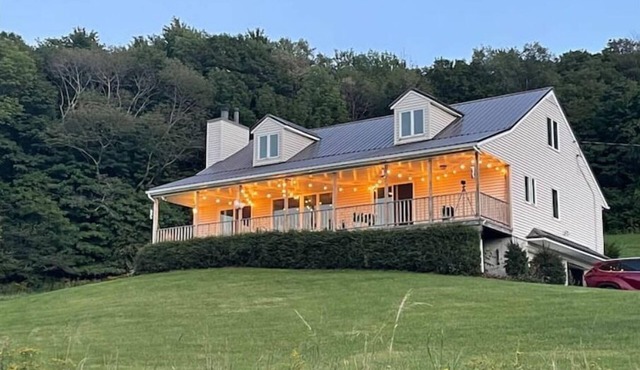 Hightop House in NW Catskill: Views, Privacy, Fun