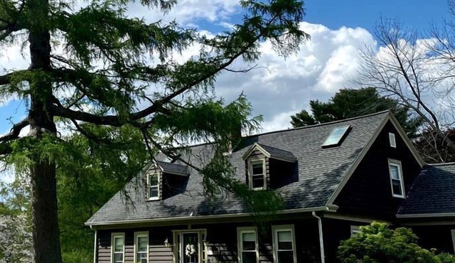 Historic Colonial Guest House with Live Music Fridays in Voluntown, Connecticut