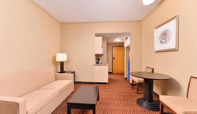 Holiday Inn Express Breezewood by IHG