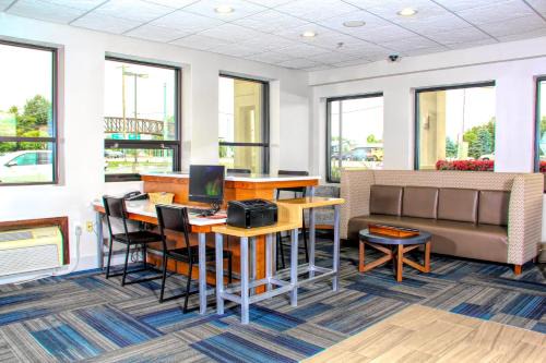 Holiday Inn Express Rochester - Greece by IHG in Rochester