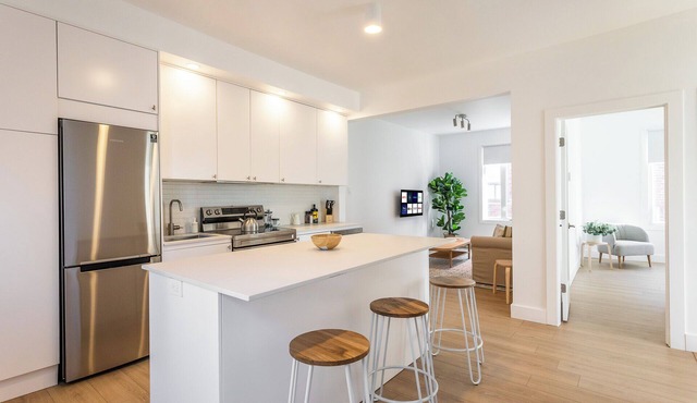 HOMA-Comfort&Style-2BR-Spacious-Natural Light-FeelHome-A/C-SelfCheckIn-Metro